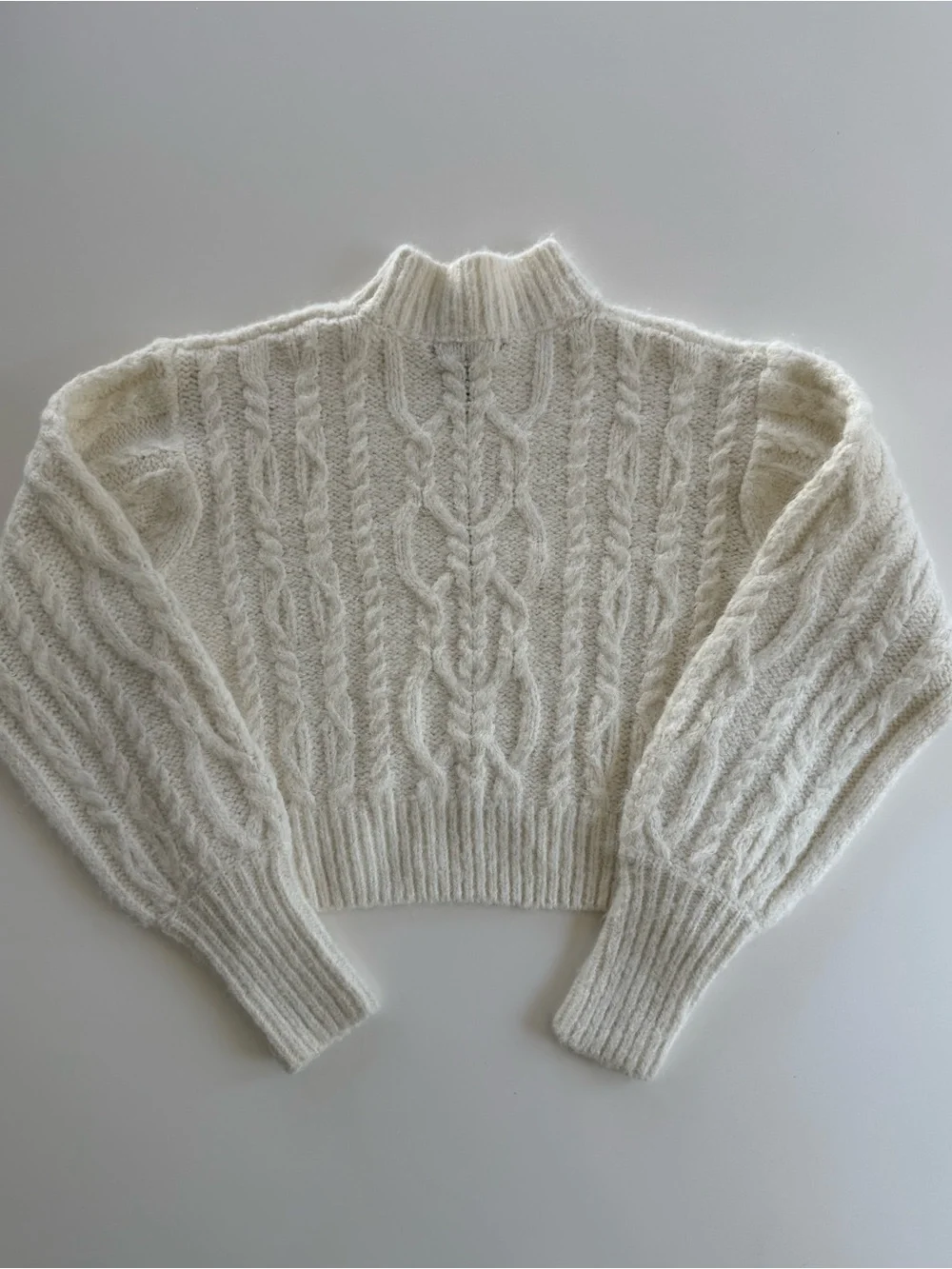 Forever 21 Cropped Sweater Women’s M Off White Cable Knit Mock Neck Oversized